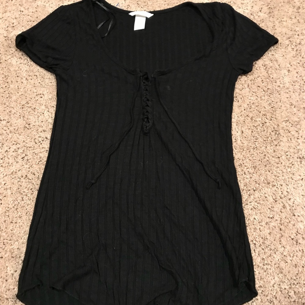 black shirt